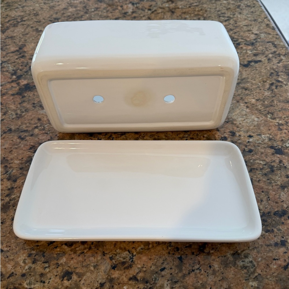 White Ceramic Rectangular Pot - Picture 3 of 3
